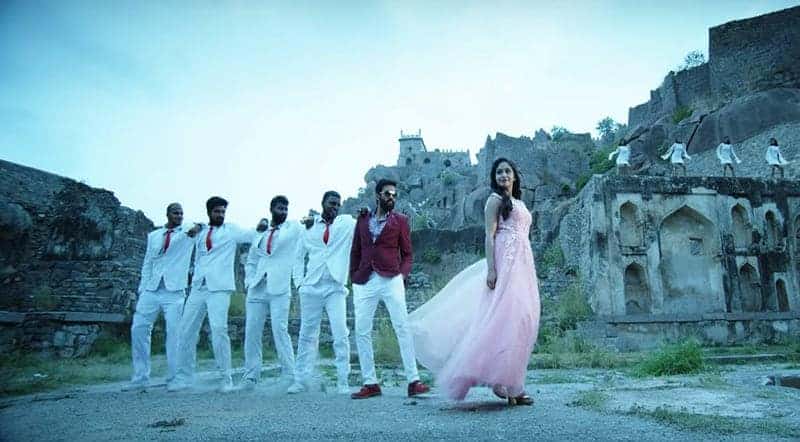 Kathadi Pol Song Lyrics From Dhilluku Dhuddu 2