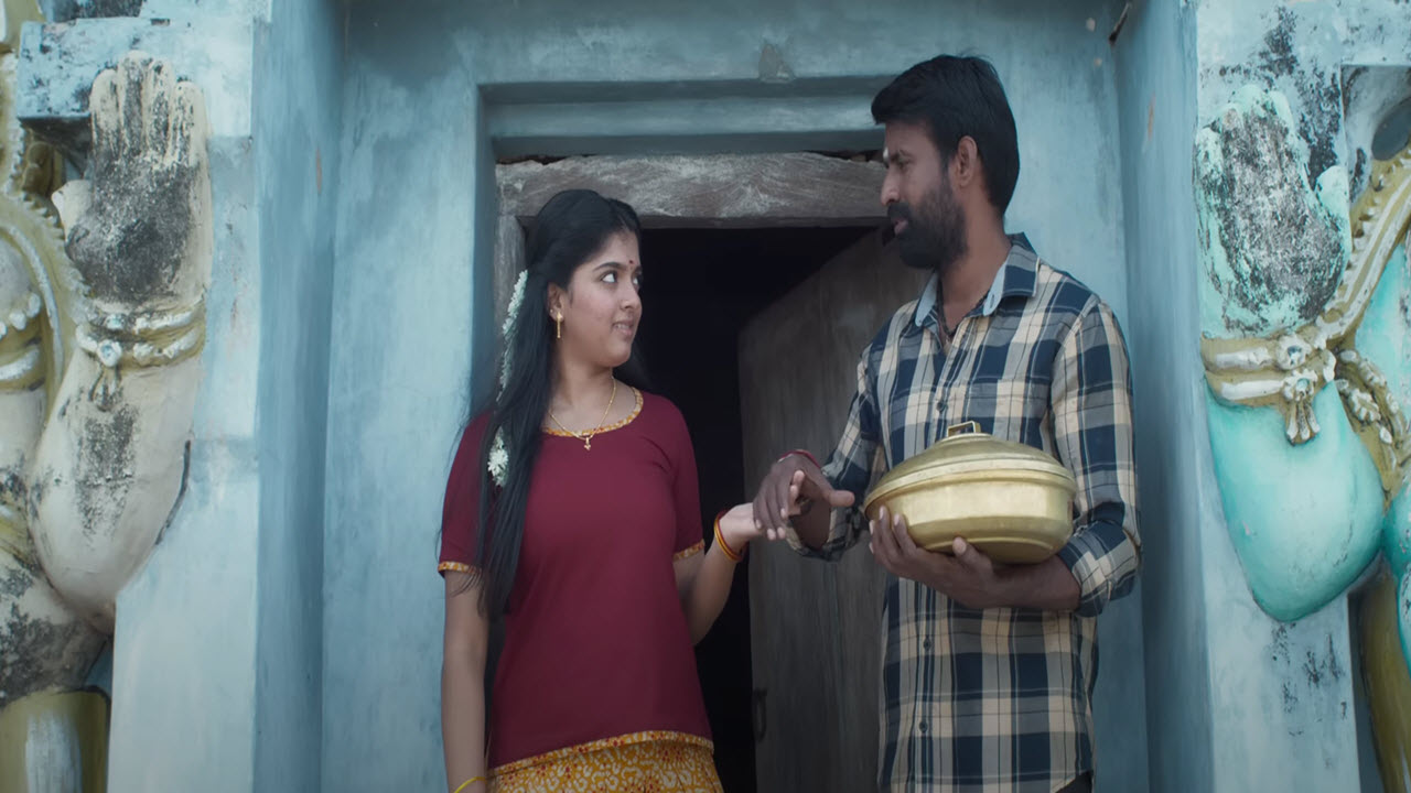 Panjavarna Kiliye Song Lyrics